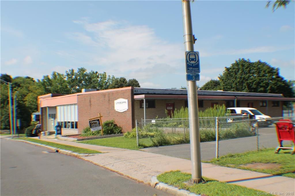 9 N Main St, Enfield, CT 06082